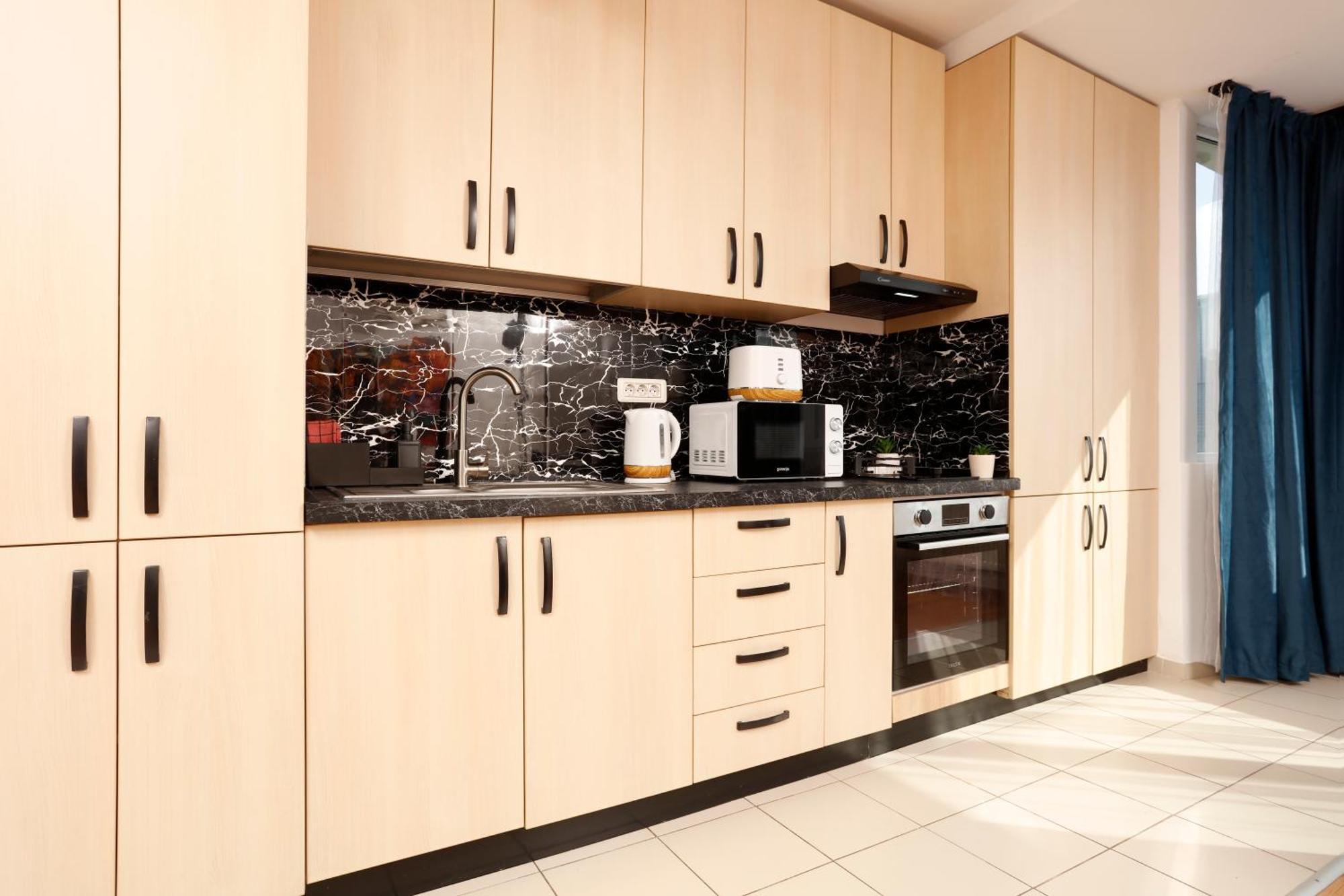 Enchanting Retreat - Historic Old Town - Pet-Friendly Haven - Steps From Unirii Bukarest Eksteriør billede